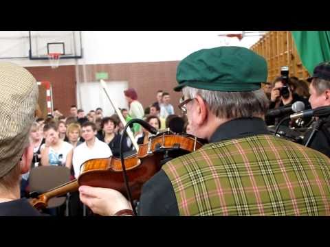 Tango andrusowskie - Kapela Praska - Taniec dozorcy z miotłą