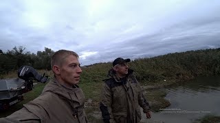 Рыболов поймал 15 окуней и разложил их на 5 кучек так