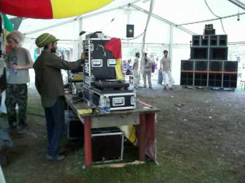 HEARTICAL VIBES #7 Prince Healer Sound System closes the gathering and GIVE THANKS 9 Sep 2012