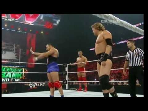 Santino Attempts 'The Cobra' on William Regal