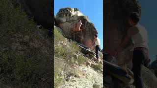 Video thumbnail of La bona roca, 6a+. El Cogul