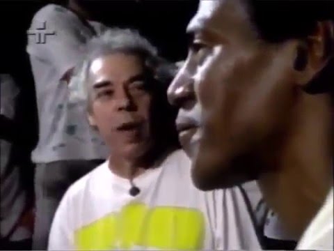 Roda De Samba em Vila Isabel, Paulinho Da Aba, Zé Trambique, Martinho Da Vila e Paulinho da Viola.