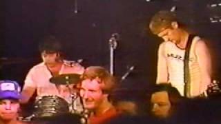 Husker Du - 9. Drug Party 9/5/81 7th Street Entry
