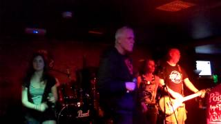 Paranoid Visions - (Don't Let The) Rot Set In @ the Bungalow Bar, Paisley, UK on 12th April 2013