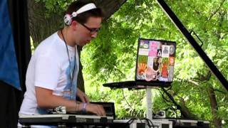 Chrissy Murderbot &amp; MC Zulu Live at Pitchfork 2011