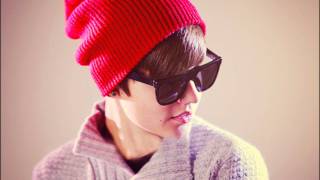 Far East Movement Feat. Justin Bieber &amp; LMFAO - Live My Life (Live)