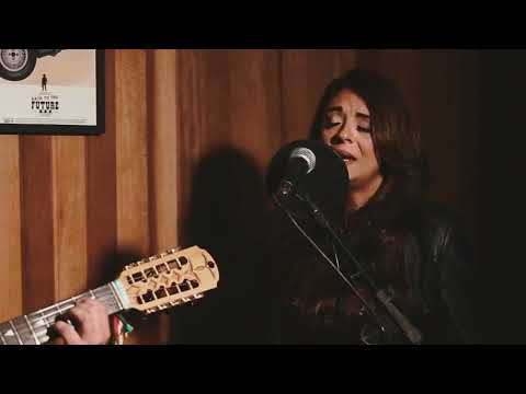 Pátria Minas (Marcus Viana)Auyra Ferrer e Gustavo Costa ,voz e viola caipira!!