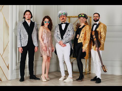 Party Band DYNNI I 5 Piece Party cover band I Party Booster