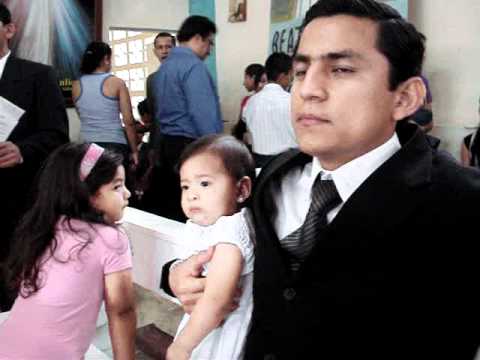 gianella luna cantando en la iglesia popurri catolico