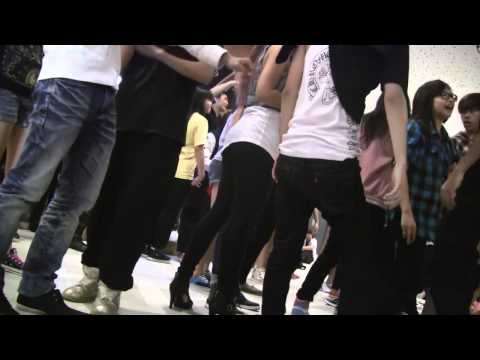 120224 KPOP Dance Off Vol 15 - SNSD : The Boys