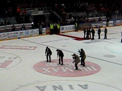 28.4.2010 HPK - TPS 5.finaali KAITSU.avi