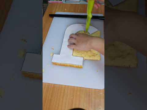 J letter cake (instagram&tiktok lettre.damour)