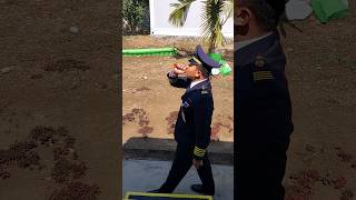 Download lagu Aksi Kondektur kereta api Kamandaka #shorts #keretaapi mp3 Download lagu Aksi Kondektur kereta api Kamandaka #shorts #keretaapi mp3