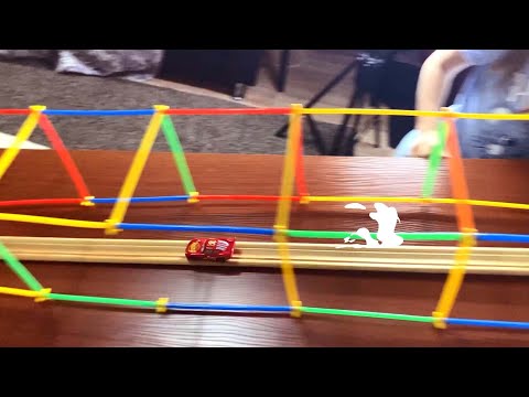 Увлекательные гонки Hot Wheels. Собрали Гоночный трек своими руками. Играем в машинки