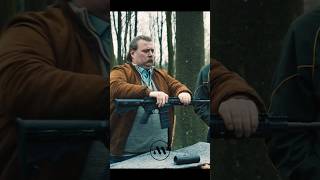 Ele gosta de montar coisas! 😅 - #filmes #series #shorts #clips #movie #fyp