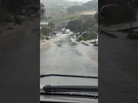 Chuva no bairro Morada da Serra Ibirité 19/02/2024 #chuva #ibirité #minasgerais #belohorizonte