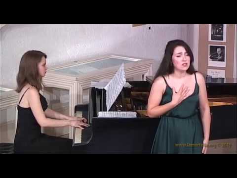 A.Papenkova e V.Merkulyeva esegue P.I. Tchaikovsky - To forget so soon