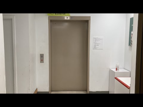 1985 Northern Hydraulic Elevator at the Hudson’s Bay Store at Woodbine Centre