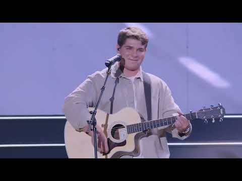 Afrikaans is Groot and Chris Steyn