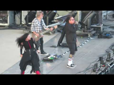 Evanescence - Bring Me to Life w/ Sonny Sandoval (POD) @ Sonic Temple 2024 5/16/24