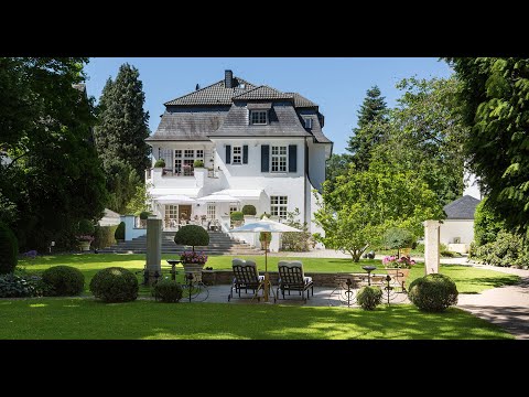 Einzigartige, historische Luxusvilla auf Parkgrundstück