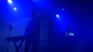 Thomas Azier - Yearn Yearn (Live)