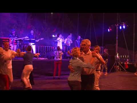 Orchestra Spettacolo Matteo Bensi live Aurigo 3° Parte