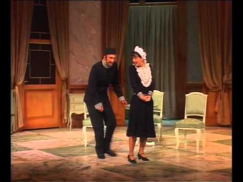 Hyppolit, a lakáj c. előadásban Mohácsi Attila és Csonka Tünde