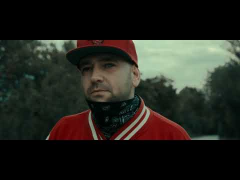 MENFIS - Valahol (Official Music Video)