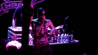 Yelawolf - Animal - LIVE!!