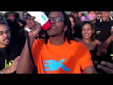 NOU ANLè SA - E.sy Kennenga feat Va K Band (CLIP 2010)