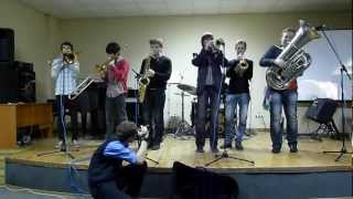 DRUM & TUBA BAND - Brooklyn (cover Youngblood Brass Band)