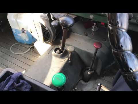 Demonstration of gearchange and use of overdrive in Series Land-Rover.