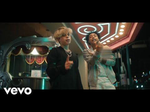 Gavin Magnus - Fake Love (Official Music Video) ft. Luh Kel