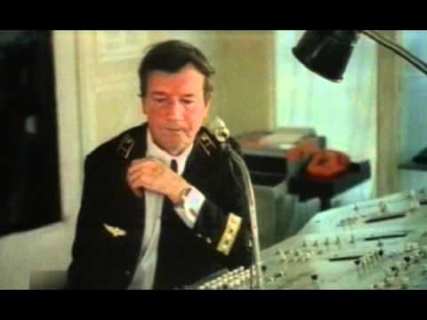 Без мундира