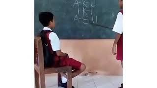 Download lagu Aku iki asu mp3