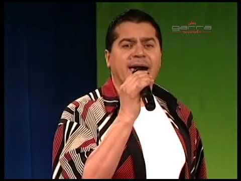 Lalo y Los Descalzos - Él