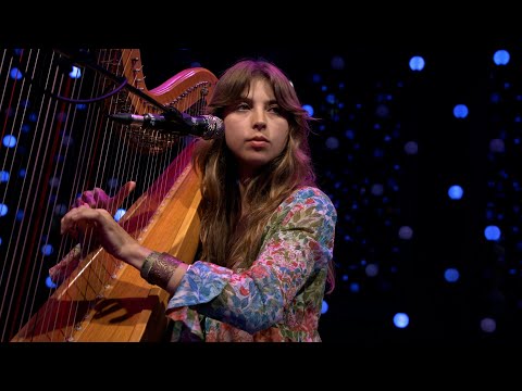 Mikaela Davis - Leave It Alone & Pure Divine Love (Live on KEXP)