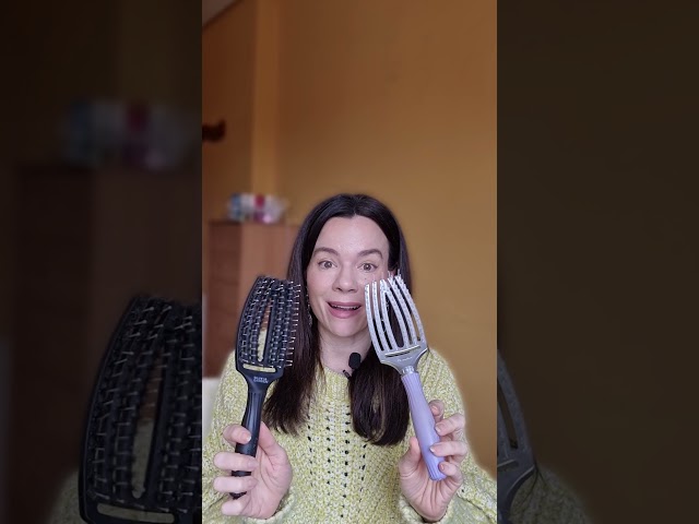 Vídeo relacionado con Olivia Garden - Fingerbrush Combo Large - Cepillo Pelo Largo - Antitirones per Cabello Seco y Desenredado - Cerdas Jabalí y Nylon para un Brillo Natural - Cabello Fino, Medio y Grueso - Negro