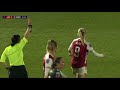 Beth Mead gets a red card against Manchester United