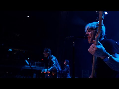 Video thumbnail for BROKEN MAN REPRISE (LIVE FROM THE MGM MUSIC HALL AT FENWAY PARK)