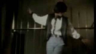 Download lagu Nini Carlina - Bayangan mp3 Download lagu Nini Carlina - Bayangan mp3