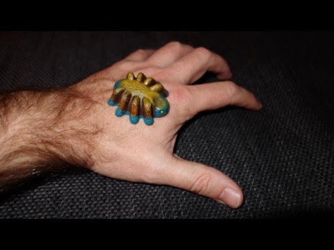 GIANT SPIDER!!!: Aranea from Djeco + Magic Contest!!!