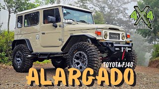 Miniatura de Toyota FJ40 alargado