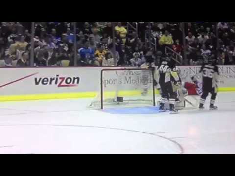 Douglas Murray hit on Brian Boyle