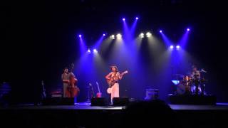 Valerie June - Tennessee Time (live at Oosterpoort - Groningen, 06/07/14)