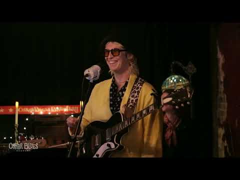 Liz Cooper live at Paste Studio on the Road: Underground Music Showcase