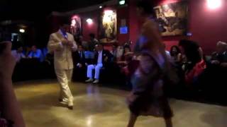 Roxana Suarez & Sebastian Achaval - Que lento corre el tren (1/4)