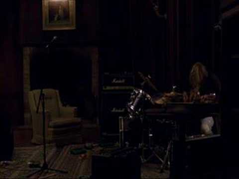 From Death to Birth (De la muerte al nacimiento)