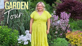 The Garden Looks SO Good Right Now | See What’s Blooming in June!